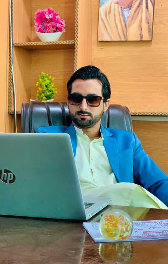 CEO Hasnain Shahazad